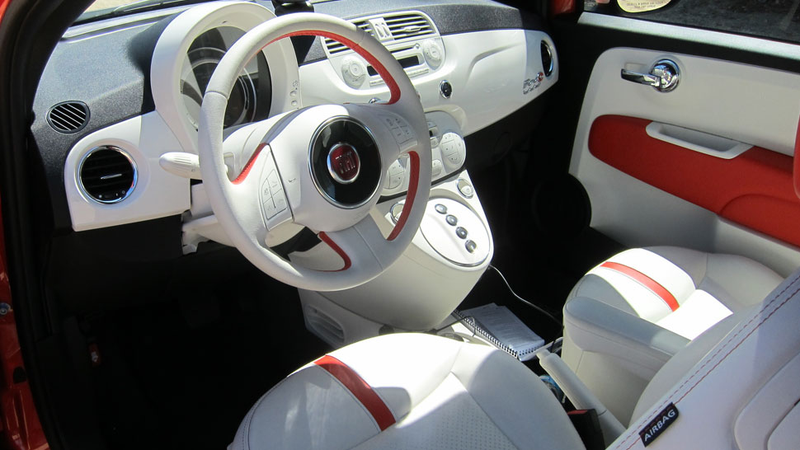 Illustration for article titled Fiat 500e Electric: The Jalopnik Review